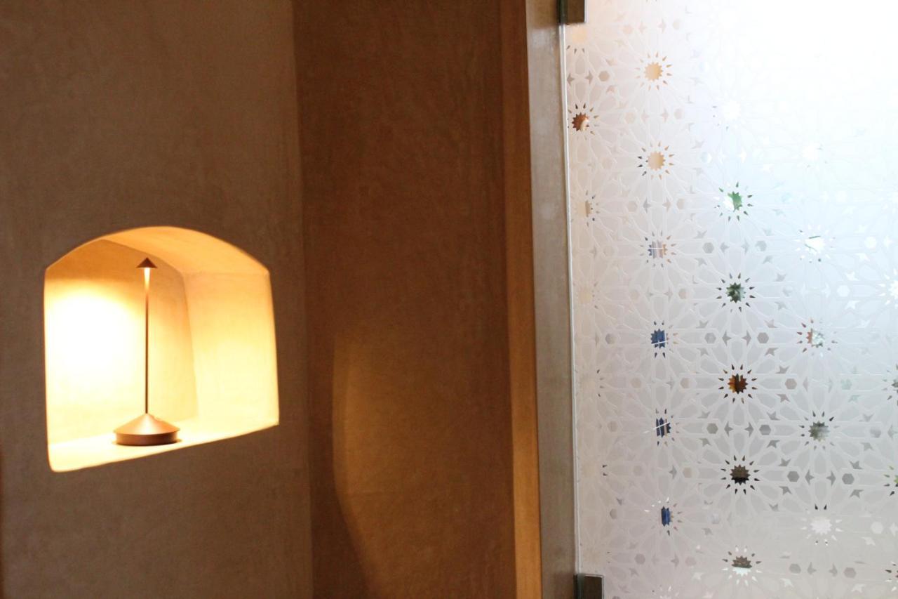 Namaste Apartment Fiumelatte Βαρένα Εξωτερικό φωτογραφία